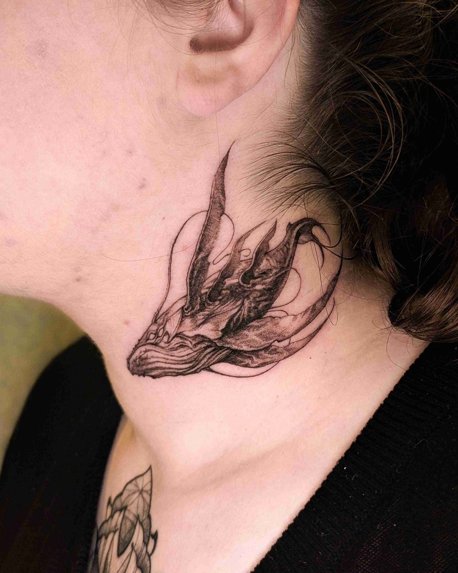 Tatouage Hatsune Miku art nouveau fond sombre